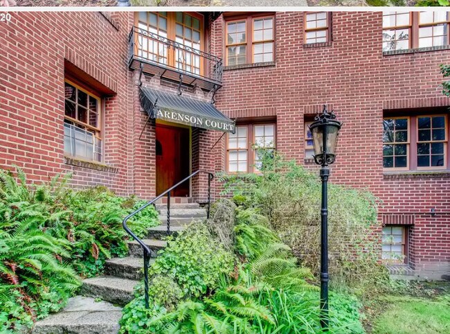 Foto del edificio - 2533 NW Marshall St