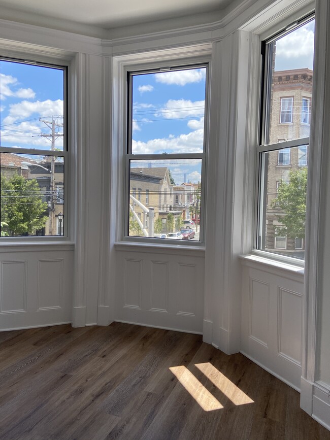 Master Bedroom Bay Windows - 2413 New York Ave