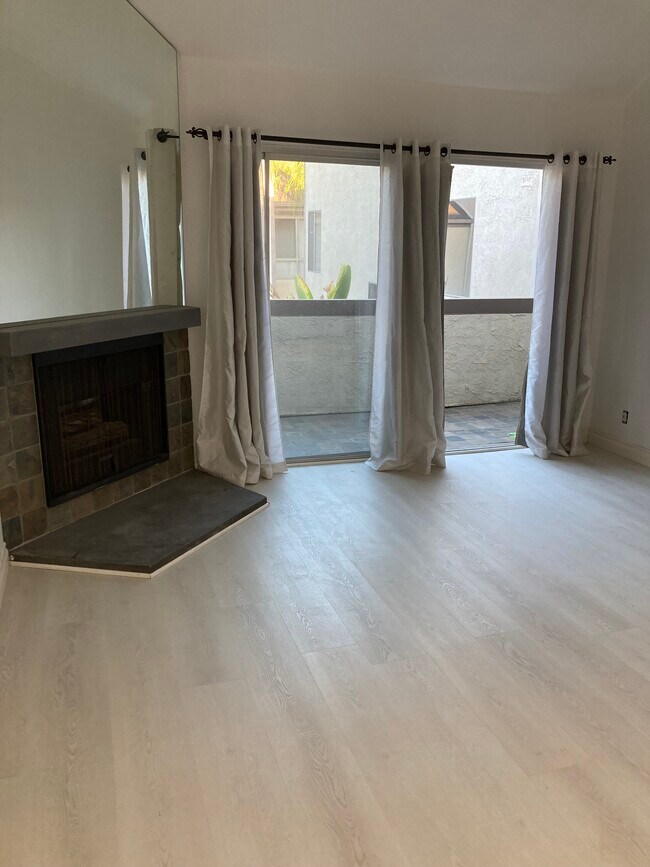 Foto del edificio - 20253 Keswick St