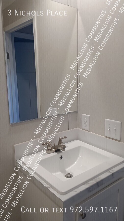 Foto del edificio - 3 Nichols Pl