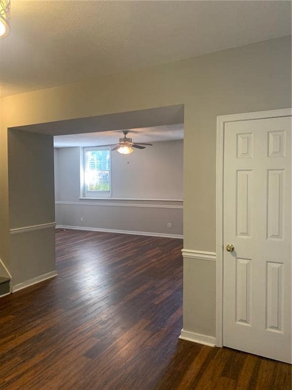 Building Photo - 2718 Majestic Cir