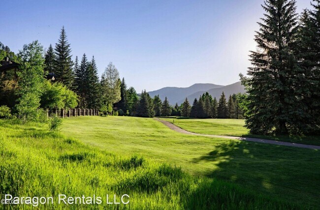 Building Photo - 4 br, 4 bath House - 1150 Ptarmigan Road