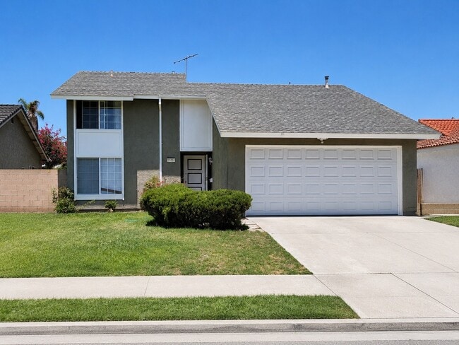 Photo - 13251 Destino Pl (Cerritos, CA) House