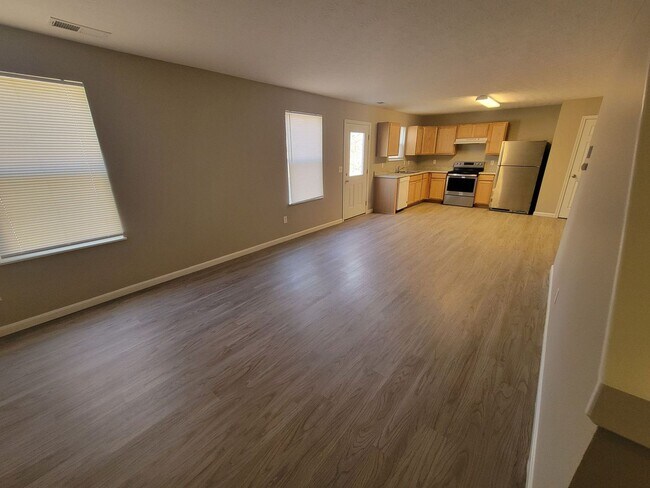 Foto del edificio - 414 Herbert Ave 4BR/2.5BA (Lockland)