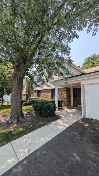 Building Photo - 300 Pembridge Ln