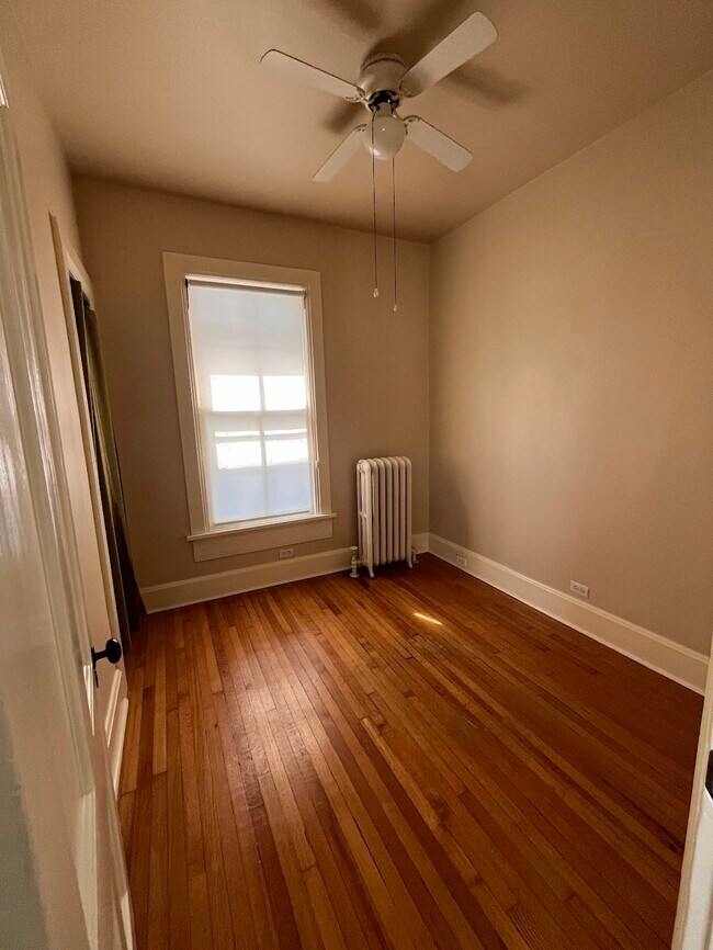 Building Photo - 1415 Greenleaf St
