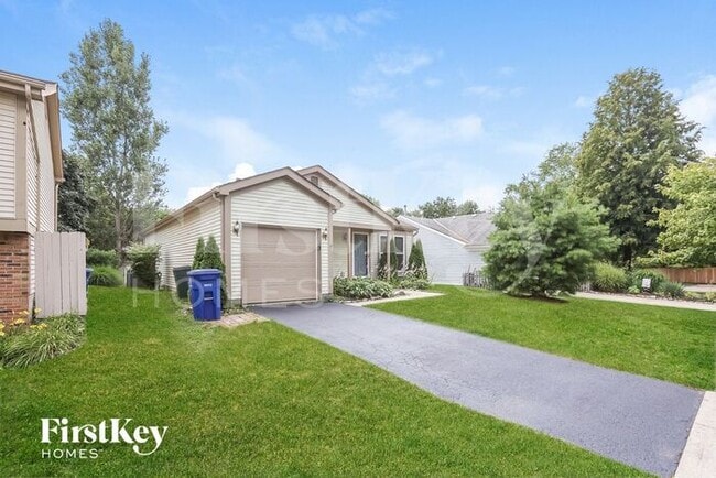 Building Photo - 3215 Heatherside Dr