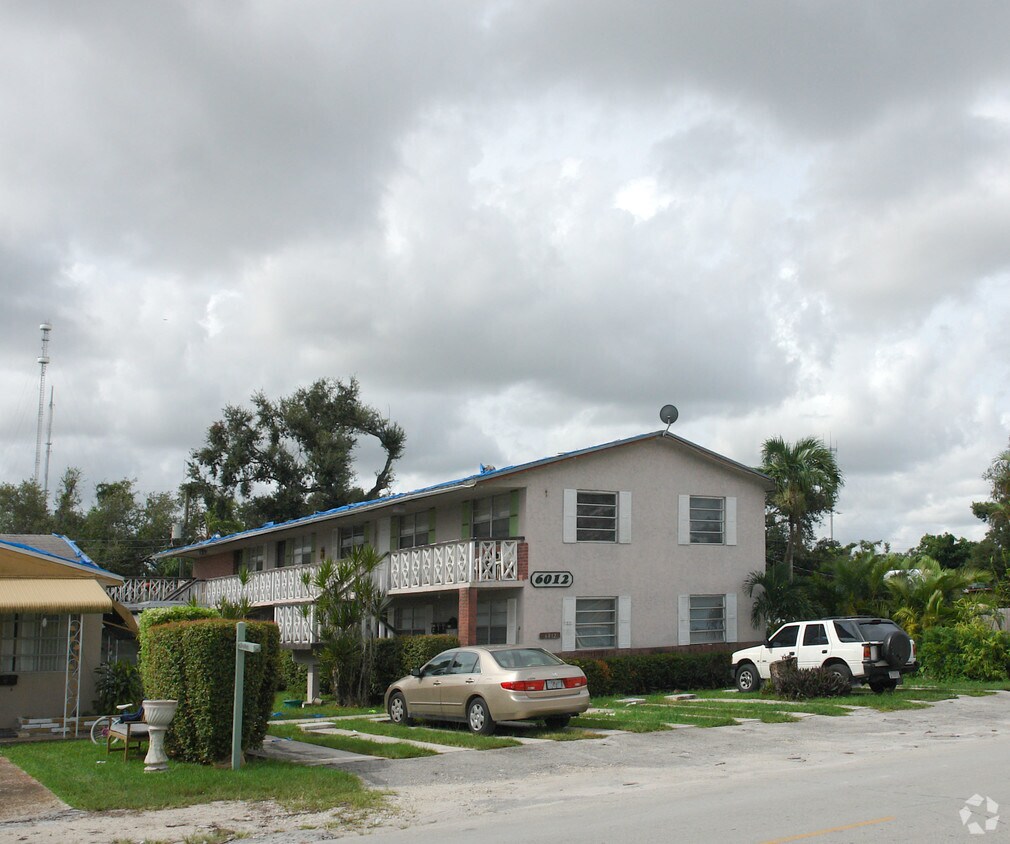 Foto principal - 6012 SW 33rd St