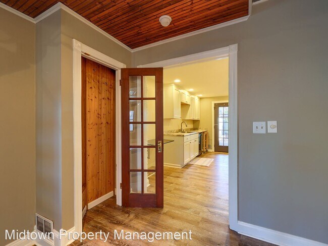 Foto del edificio - 1 br, 1 bath House - 205 Sassafras St