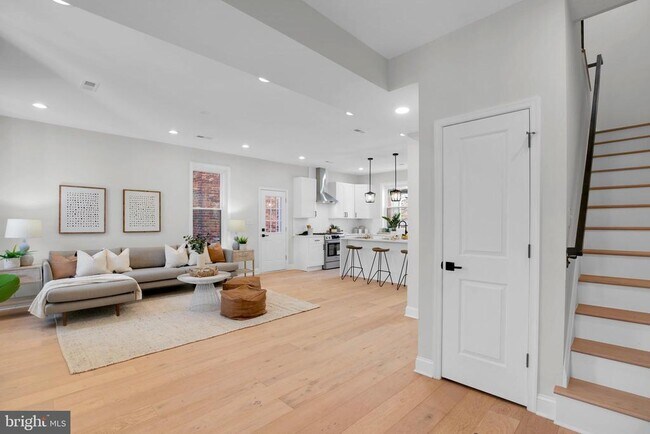 Foto del edificio - 227 S St NW