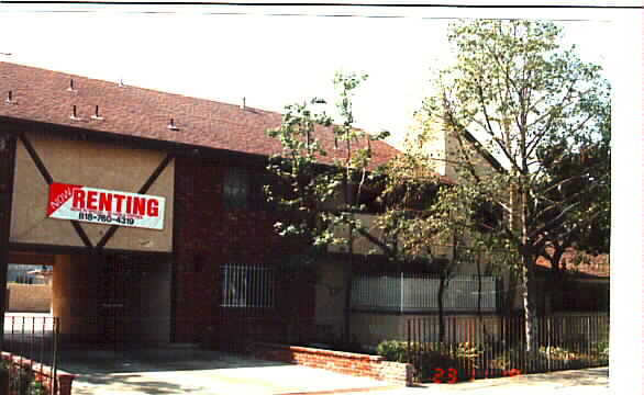 Building Photo - 11606 Victory Blvd