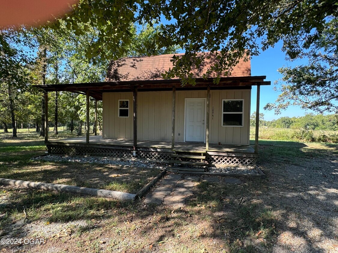 10945 S 704 Rd Unit 2, Wyandotte, OK 74370 Condo for Rent in Wyandotte, OK