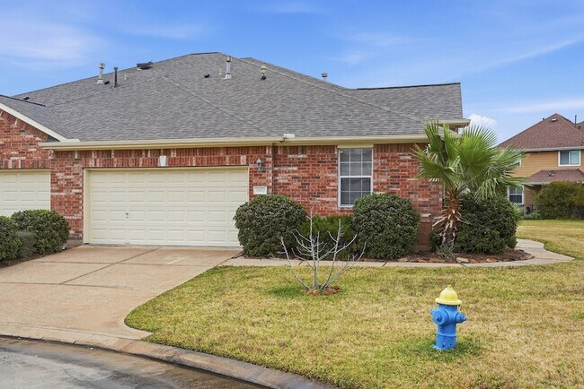 Building Photo - 18612 Syndee Loch Ct