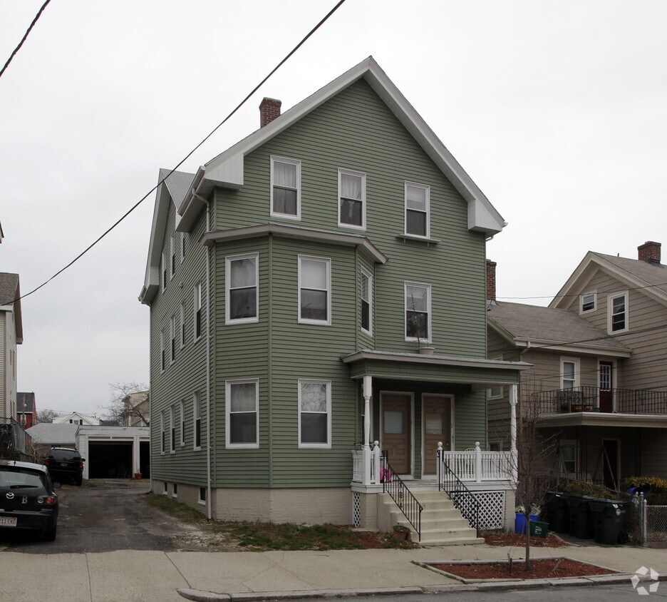 Primary Photo - 18-20 Trenton St