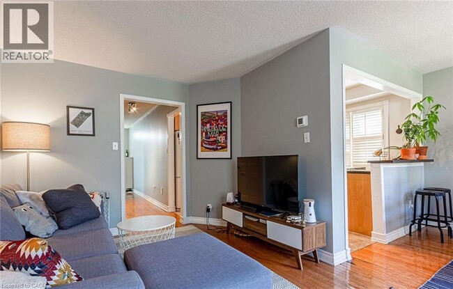 Building Photo - 2230 Dale Ridge Dr