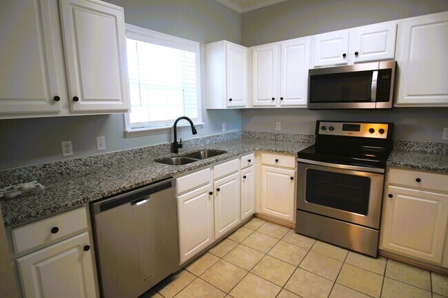 Building Photo - 5801 Oyster Catcher Dr