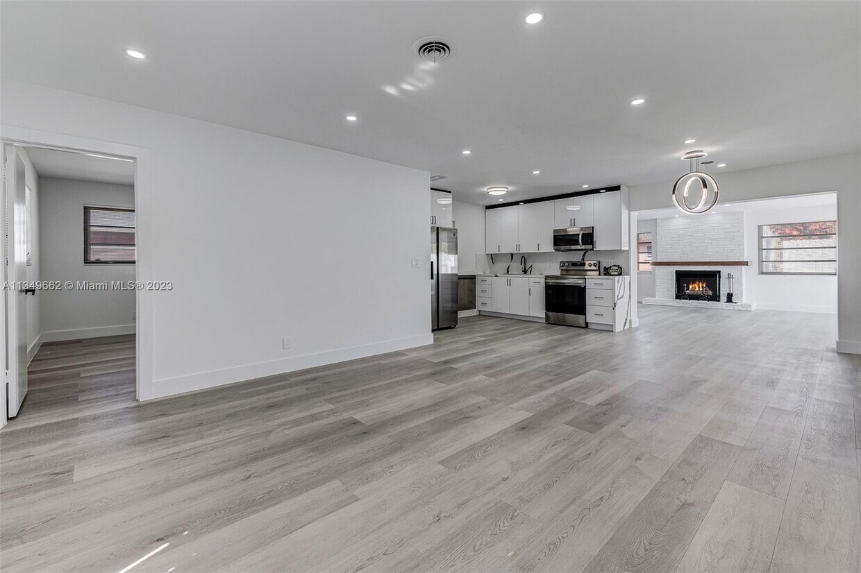 2833 SW 4th Ct, Fort Lauderdale, FL 33312 House for Rent in Fort