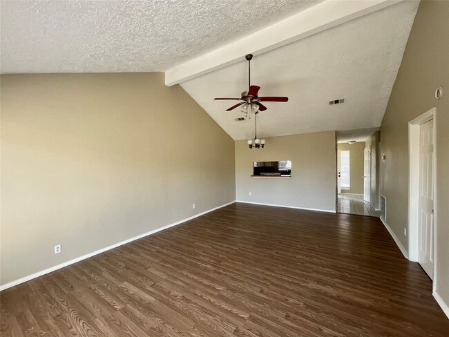 Building Photo - 2314 Spring Dusk Dr