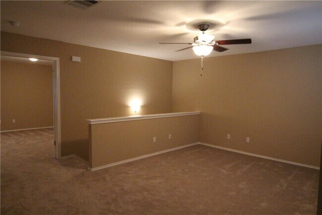 Foto del edificio - 207 Sunny Brook Dr