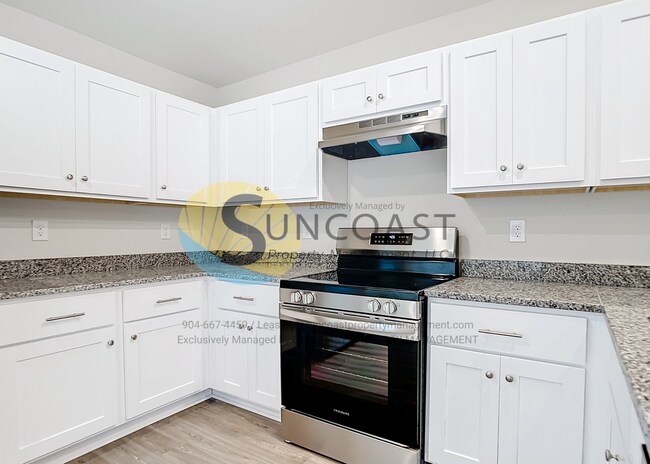 Building Photo - 15579 Chamberlain Blvd