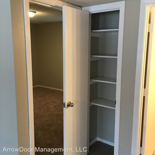 Foto del edificio - 4506 Hutton Rd