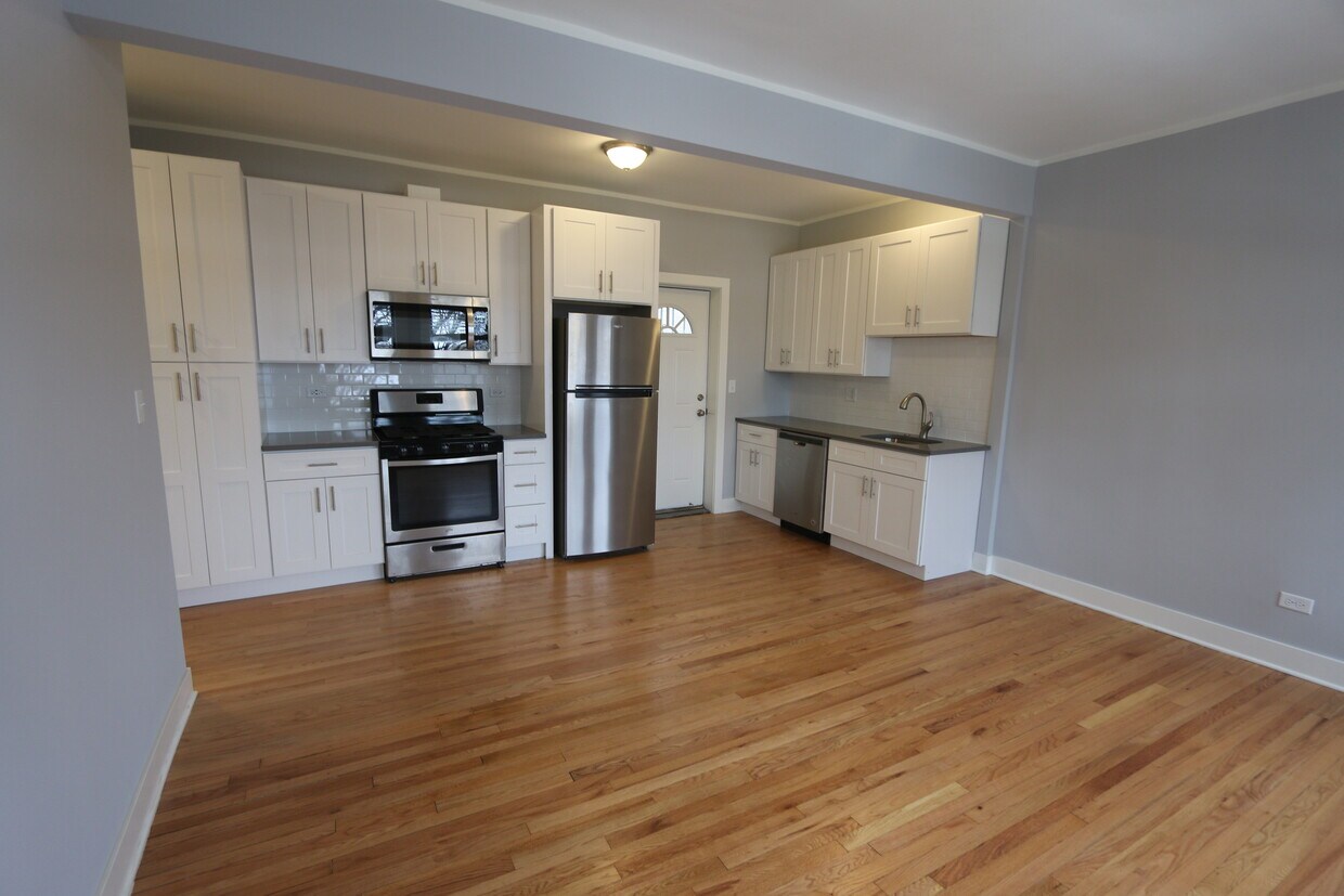 Foto principal - 935 E 54th Pl
