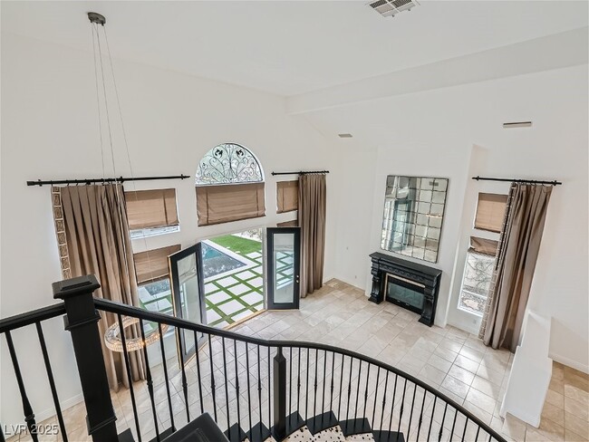 Building Photo - 8829 Rozetta Ct