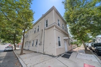 Building Photo - 385 Highland Ave