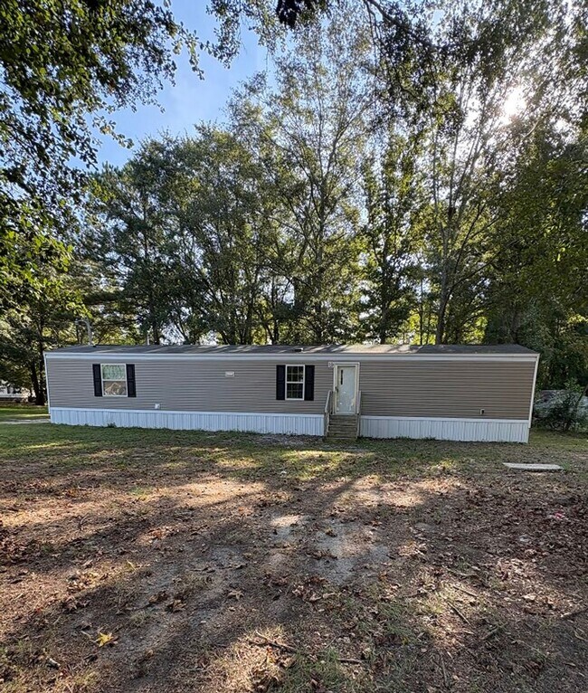 Foto del edificio - 5281 Crestline Rd