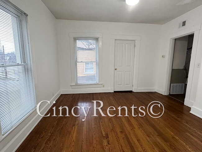 Foto del edificio - 3540 Columbia Pky