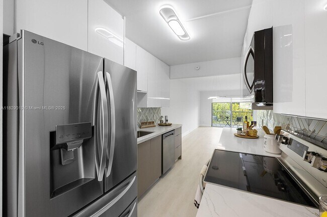 Foto del edificio - 12501 SW 14th St