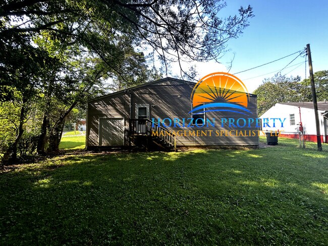 Building Photo - Great Four Bedroom Home with Lots of Space