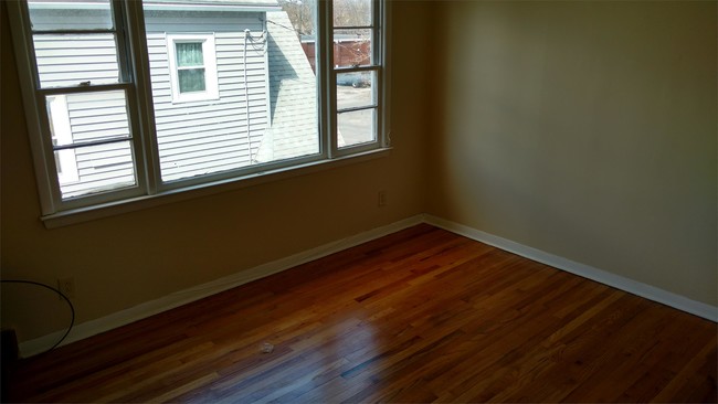 Foto del edificio - 1006 Sunnycrest Rd
