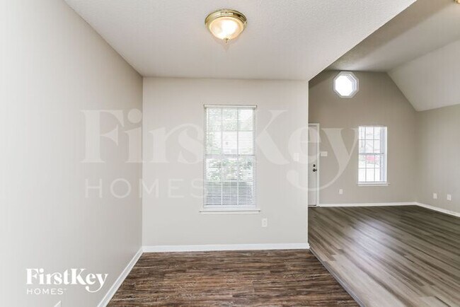 Building Photo - 1582 Beaver Trail Drive