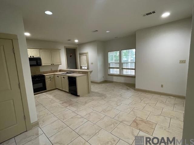 Foto del edificio - 9370 Boone Ave