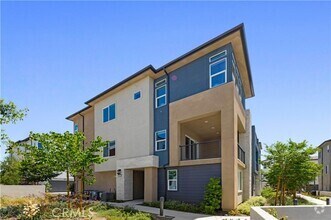 Building Photo - 146 Abacus