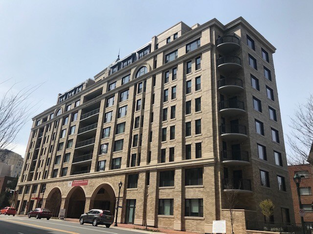 Stonehall Condominium. 5th floor apt. - 8302 Woodmont Ave