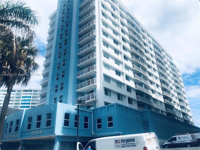 Foto del edificio - 6969 Collins Ave