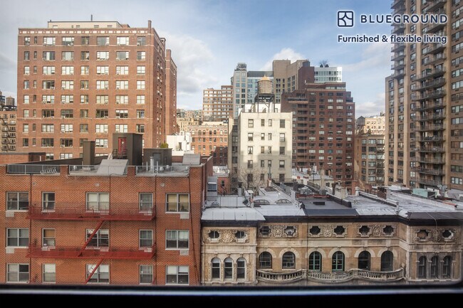 Foto del edificio - 210 W 70th St