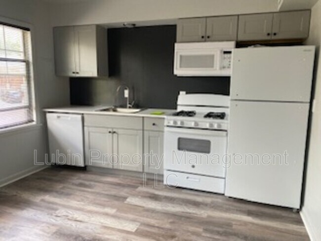 Foto del edificio - 3231 Steele St