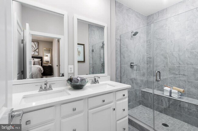 Foto del edificio - 3737 Mayors Wy