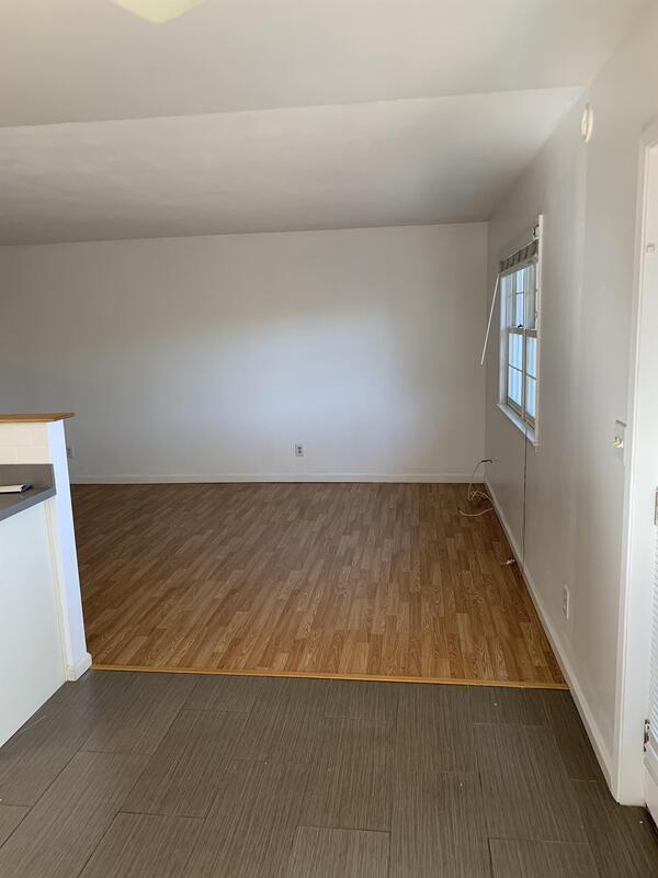 Building Photo - 721 Riverside Ave