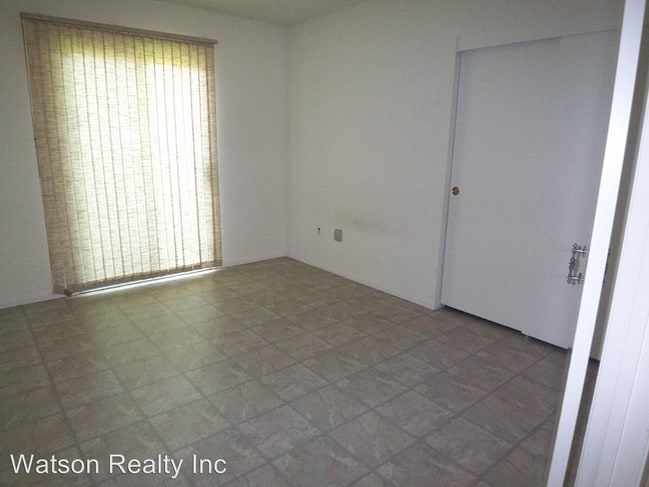Building Photo - 3 br, 2 bath House - 12098 Caminito Campana