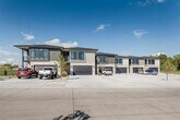 Foto principal - Luxury Townhome on West Side!
