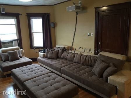 Building Photo - 2 br, 1 bath  - 88 Boylston St