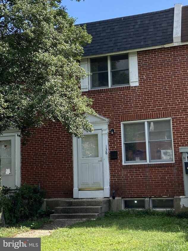 Primary Photo - 138 Madison Dr