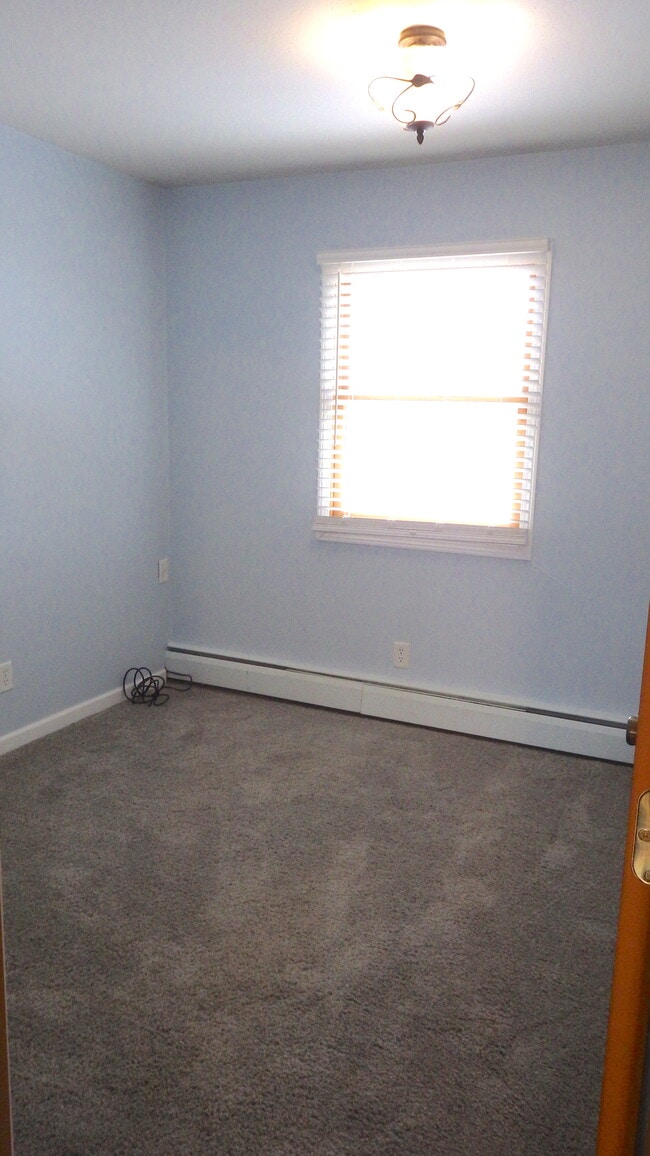 Building Photo - 9 Montana St