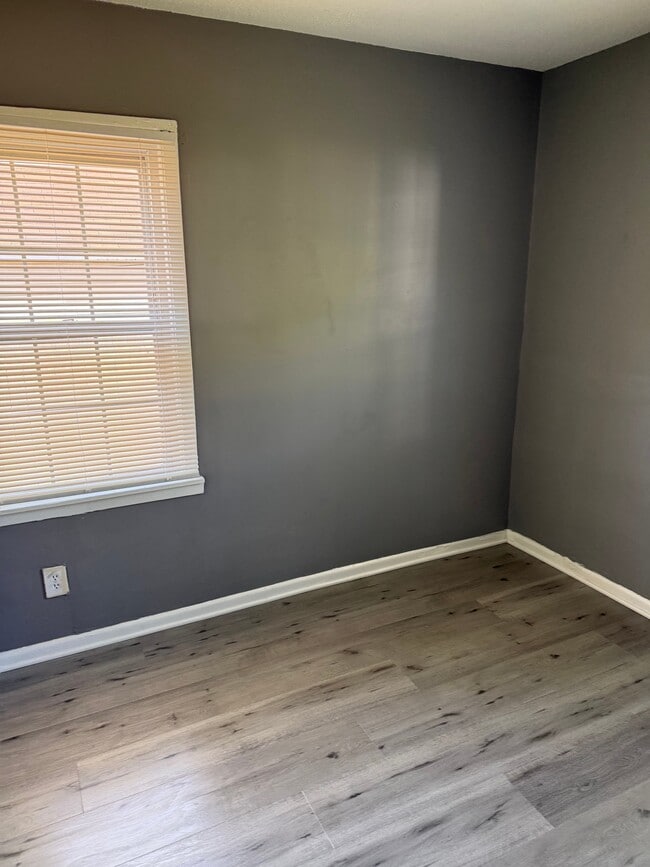 Foto del edificio - 3394 Pine Ridge Ln