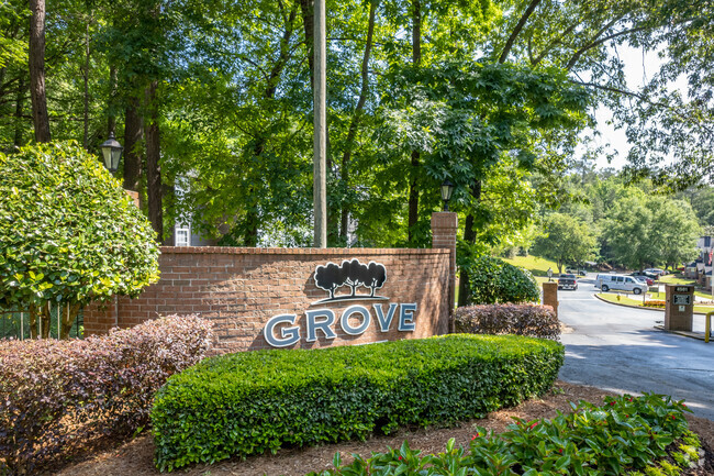 Building Photo - Grove at River Place