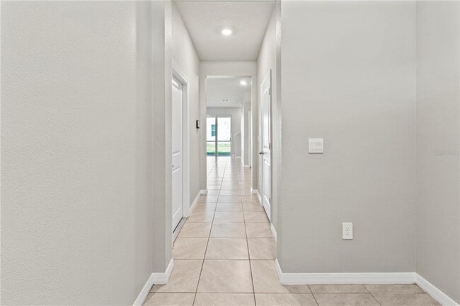 Building Photo - 17637 Crescent Moon Lp